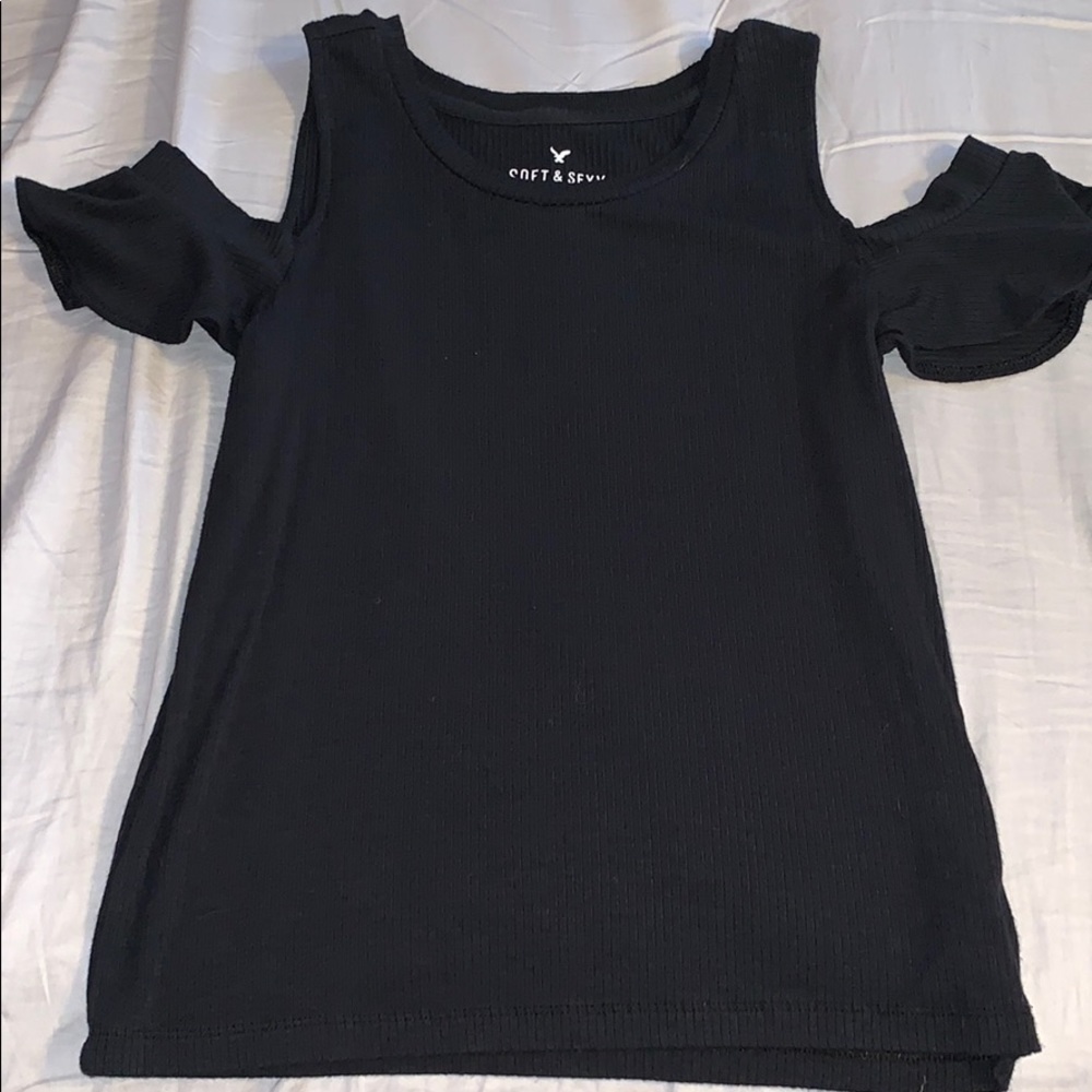 American Eagle Off the shoulder tank